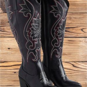 *SOLD*. NWT Torrid Tall Western Boots-3.5” Heel-WW
